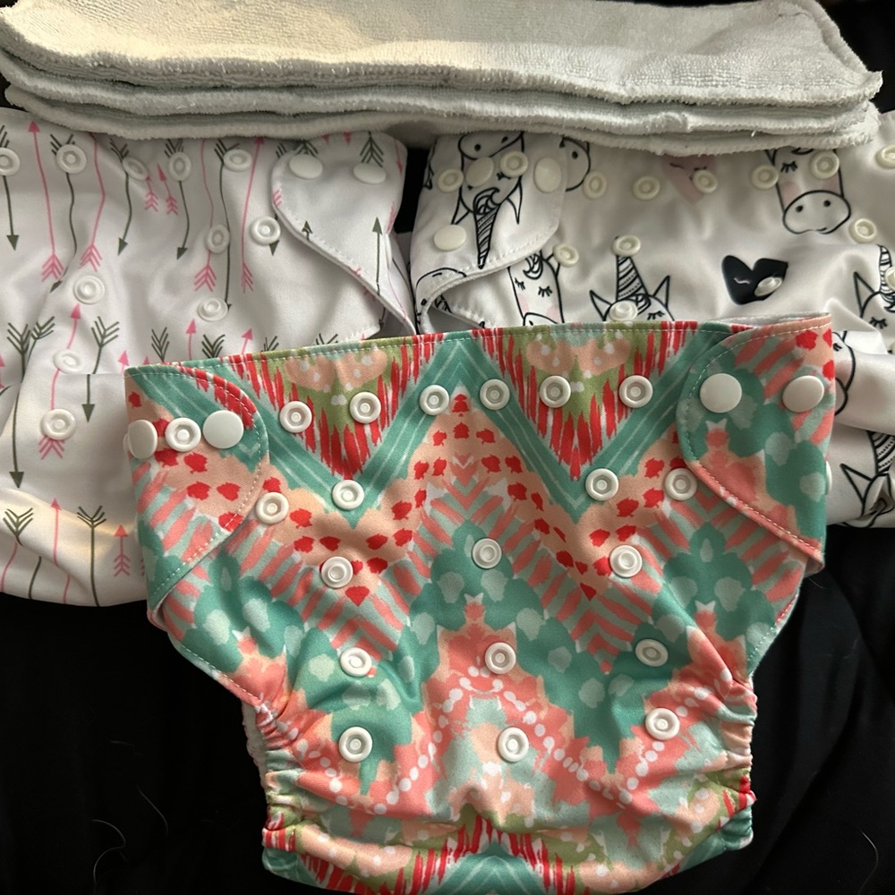 TGQ Colorful Patterned Cloth Diaper Set